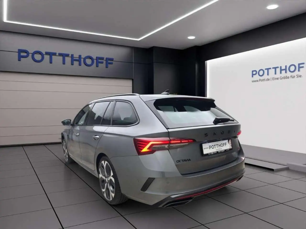 Photo 1 : Skoda Octavia 2024 Petrol