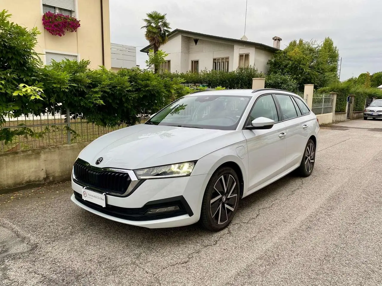 Photo 1 : Skoda Octavia 2021 Hybrid