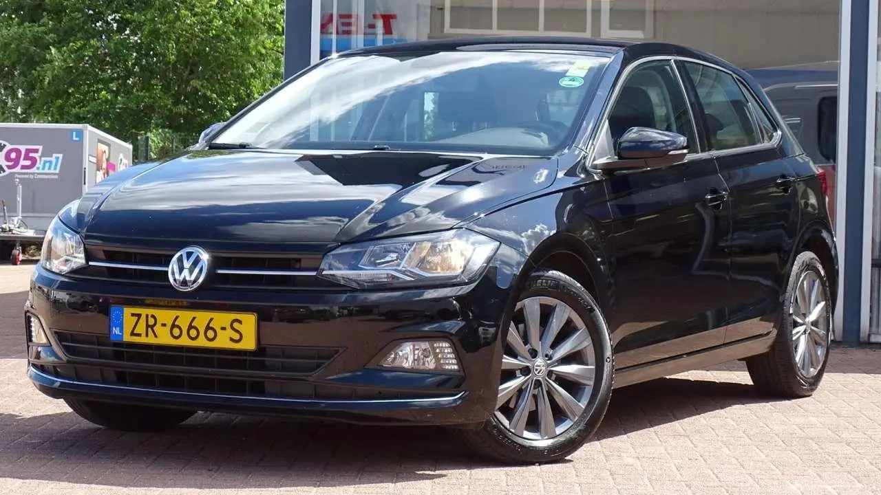 Photo 1 : Volkswagen Polo 2019 Essence