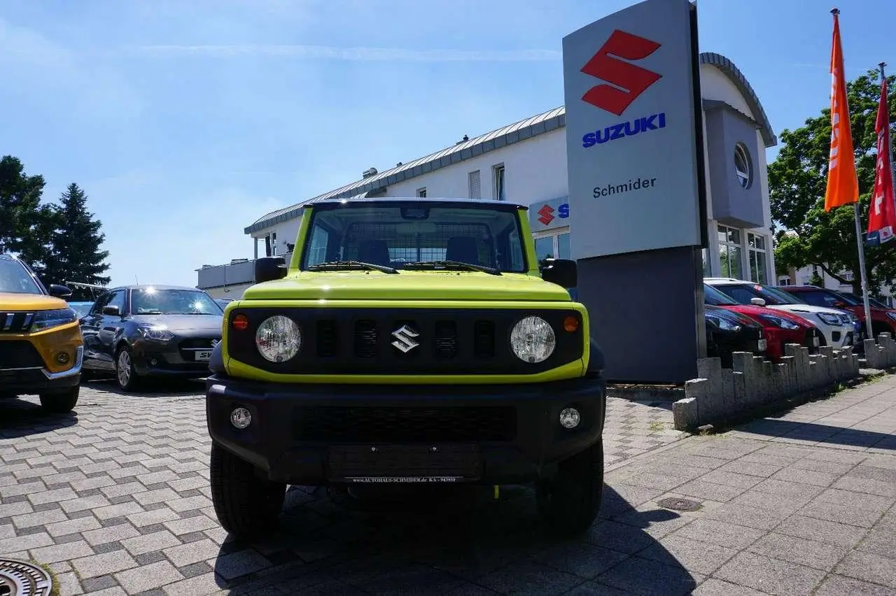 Photo 1 : Suzuki Jimny 2023 Petrol