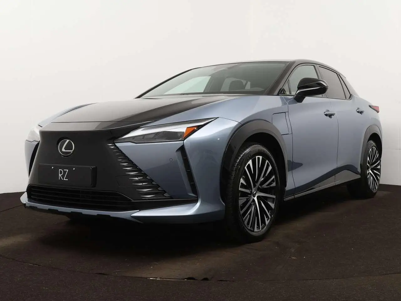 Photo 1 : Lexus Rz 2023 Électrique