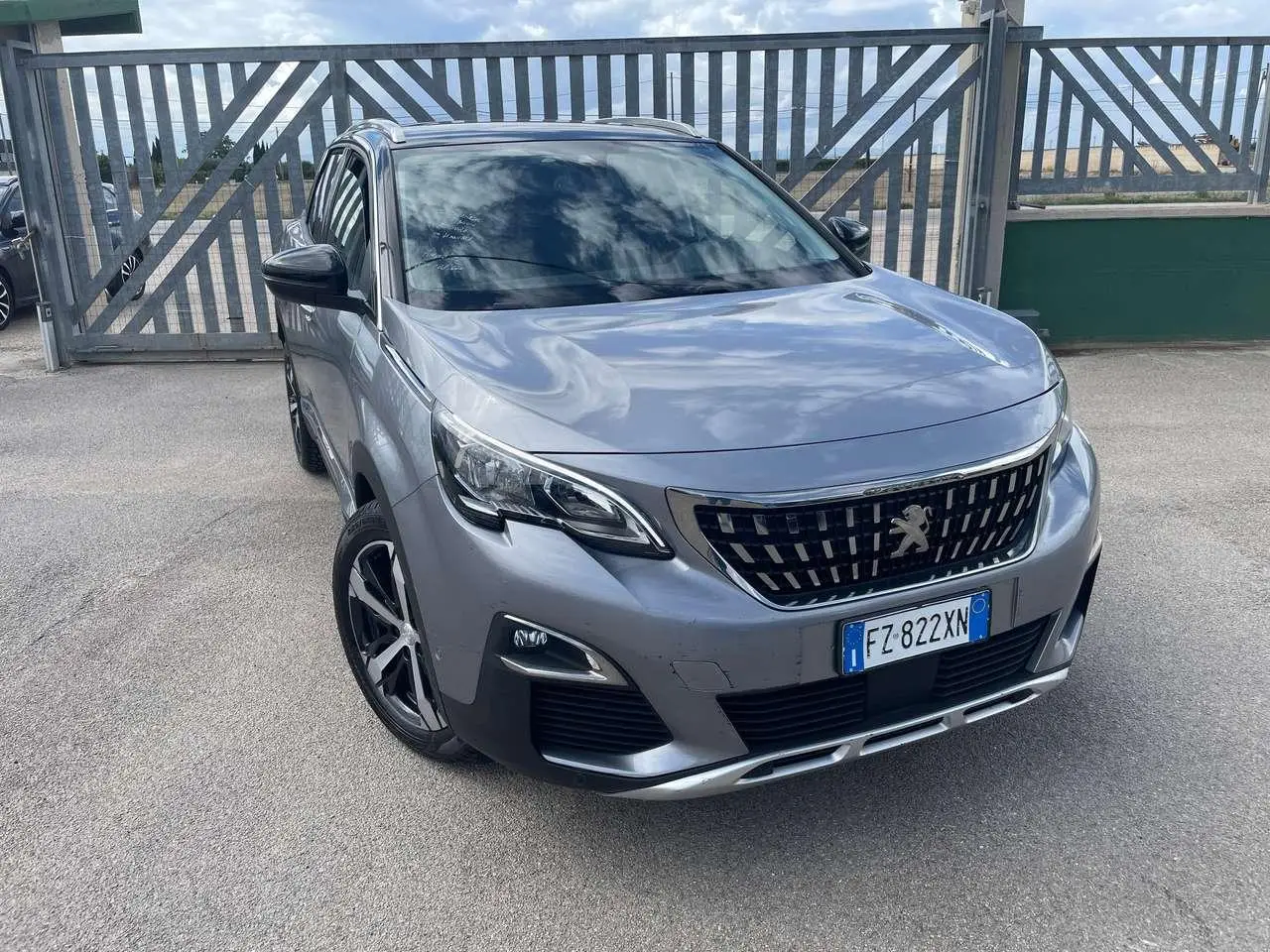 Photo 1 : Peugeot 3008 2020 Diesel