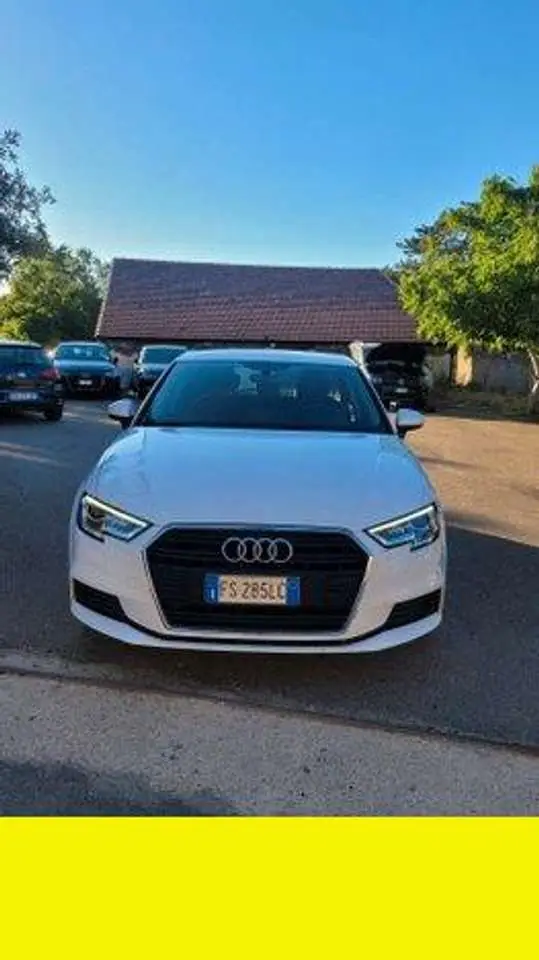 Photo 1 : Audi A3 2018 Diesel