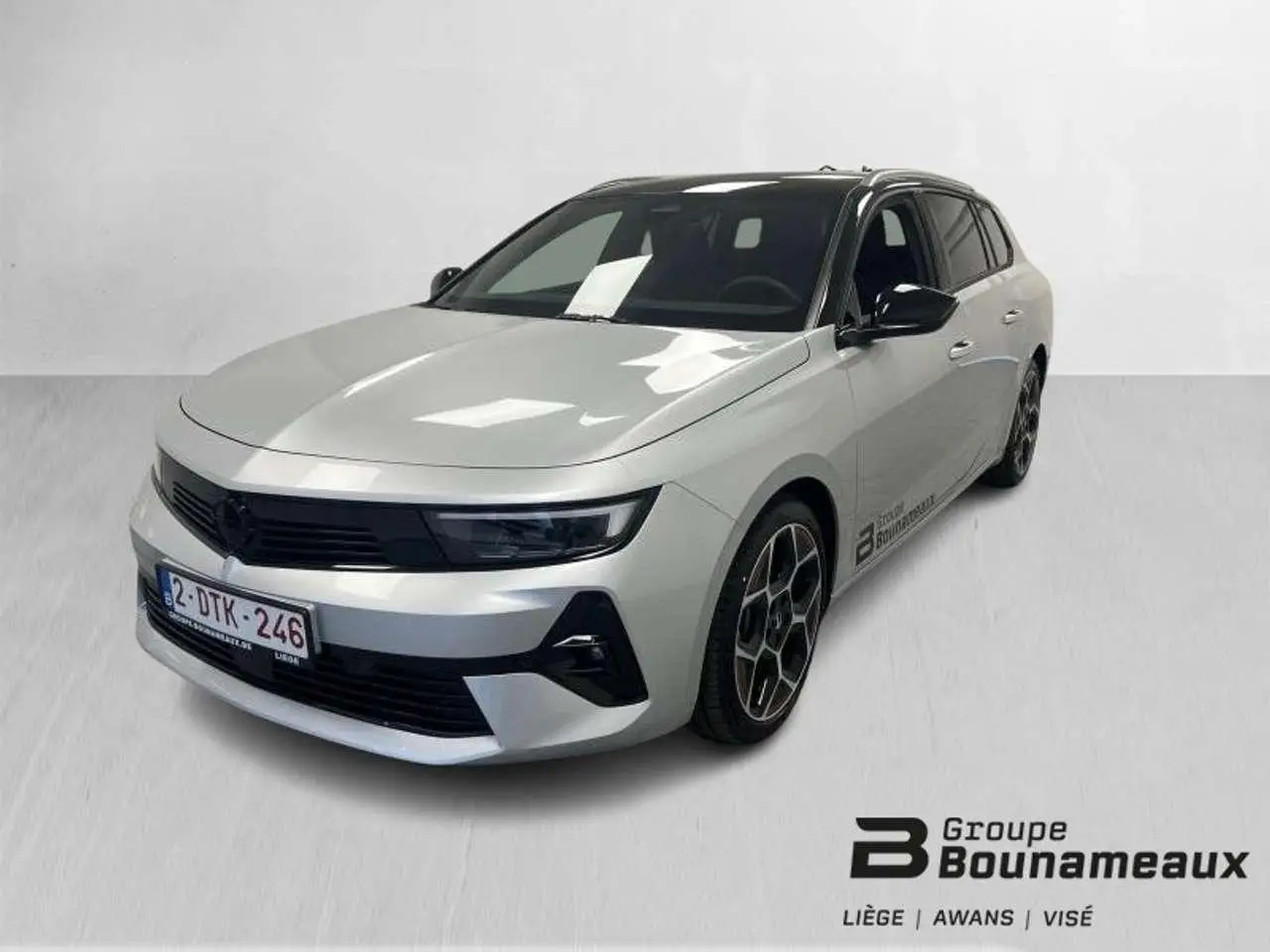 Photo 1 : Opel Astra 2023 Essence