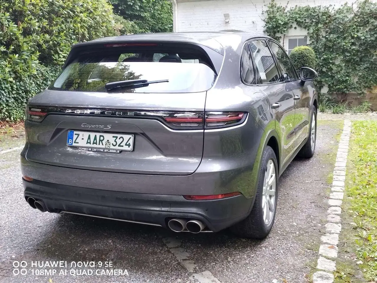 Photo 1 : Porsche Cayenne 2022 Essence