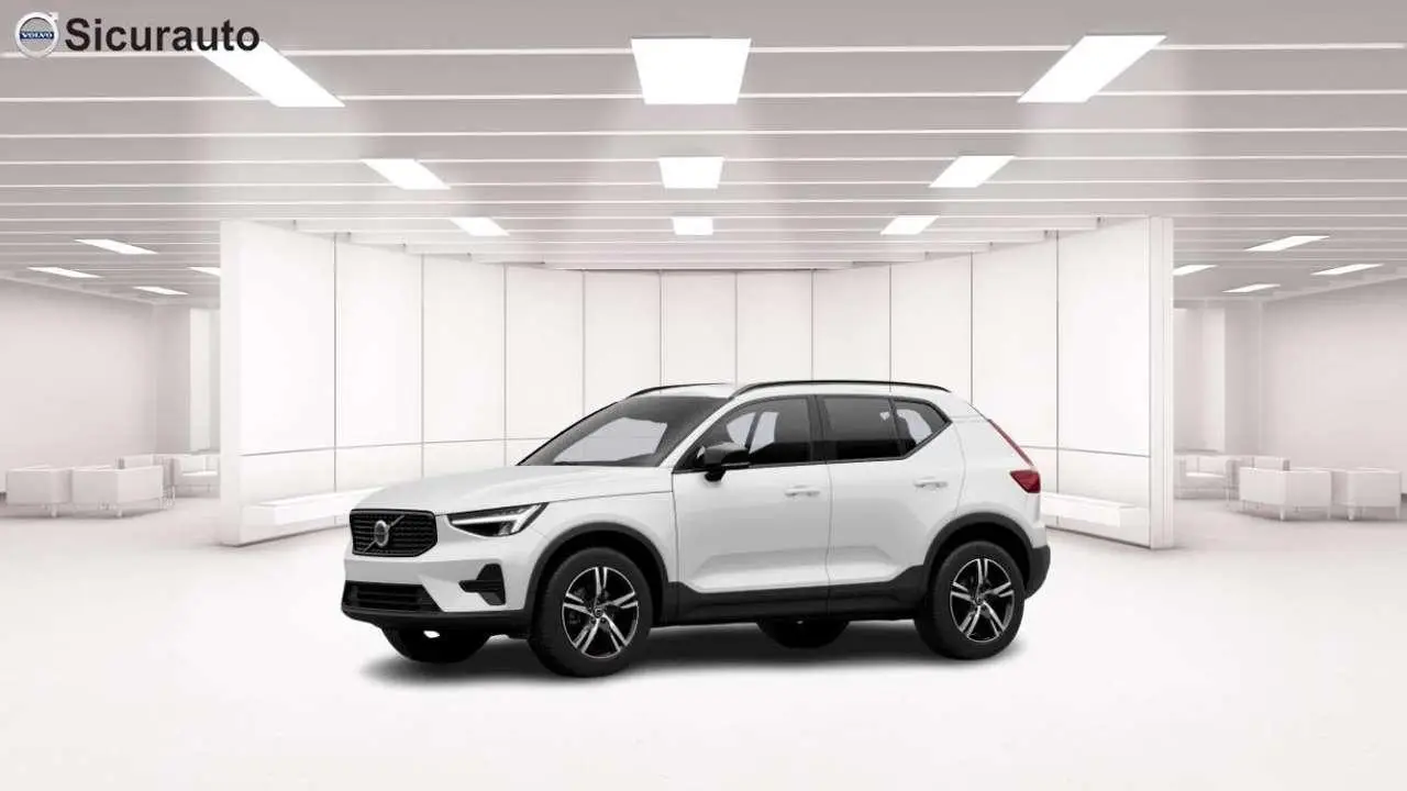 Photo 1 : Volvo Xc40 2024 Hybrid