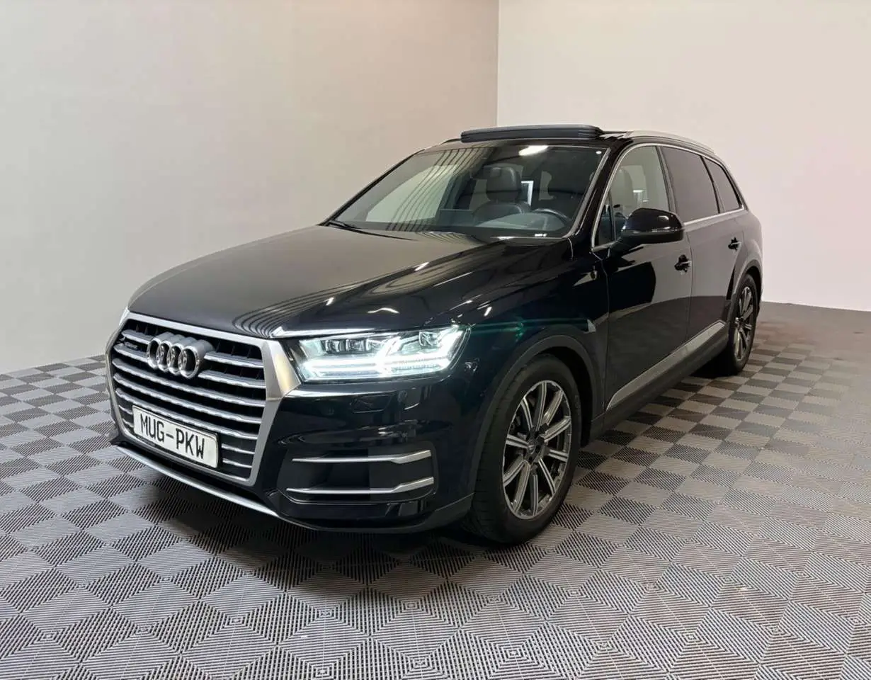 Photo 1 : Audi Q7 2016 Diesel