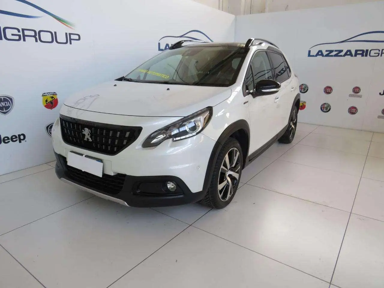 Photo 1 : Peugeot 2008 2019 Petrol