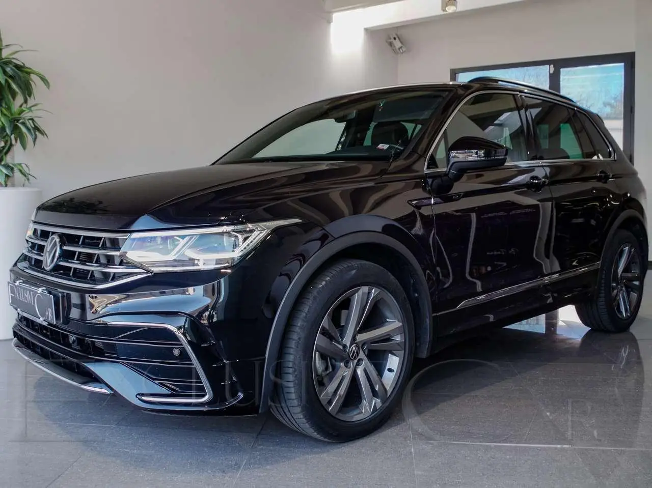 Photo 1 : Volkswagen Tiguan 2022 Petrol