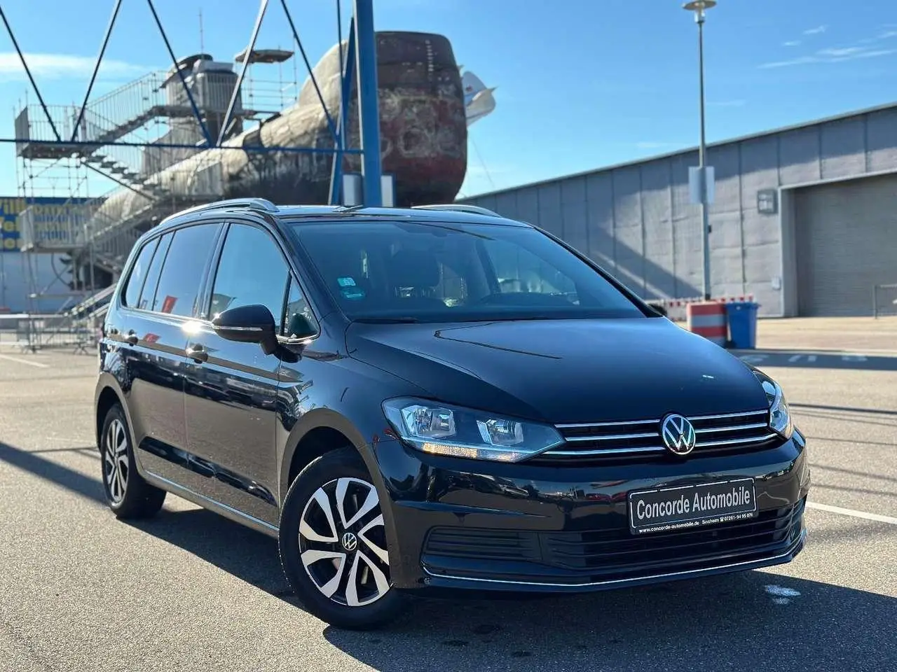 Photo 1 : Volkswagen Touran 2021 Petrol