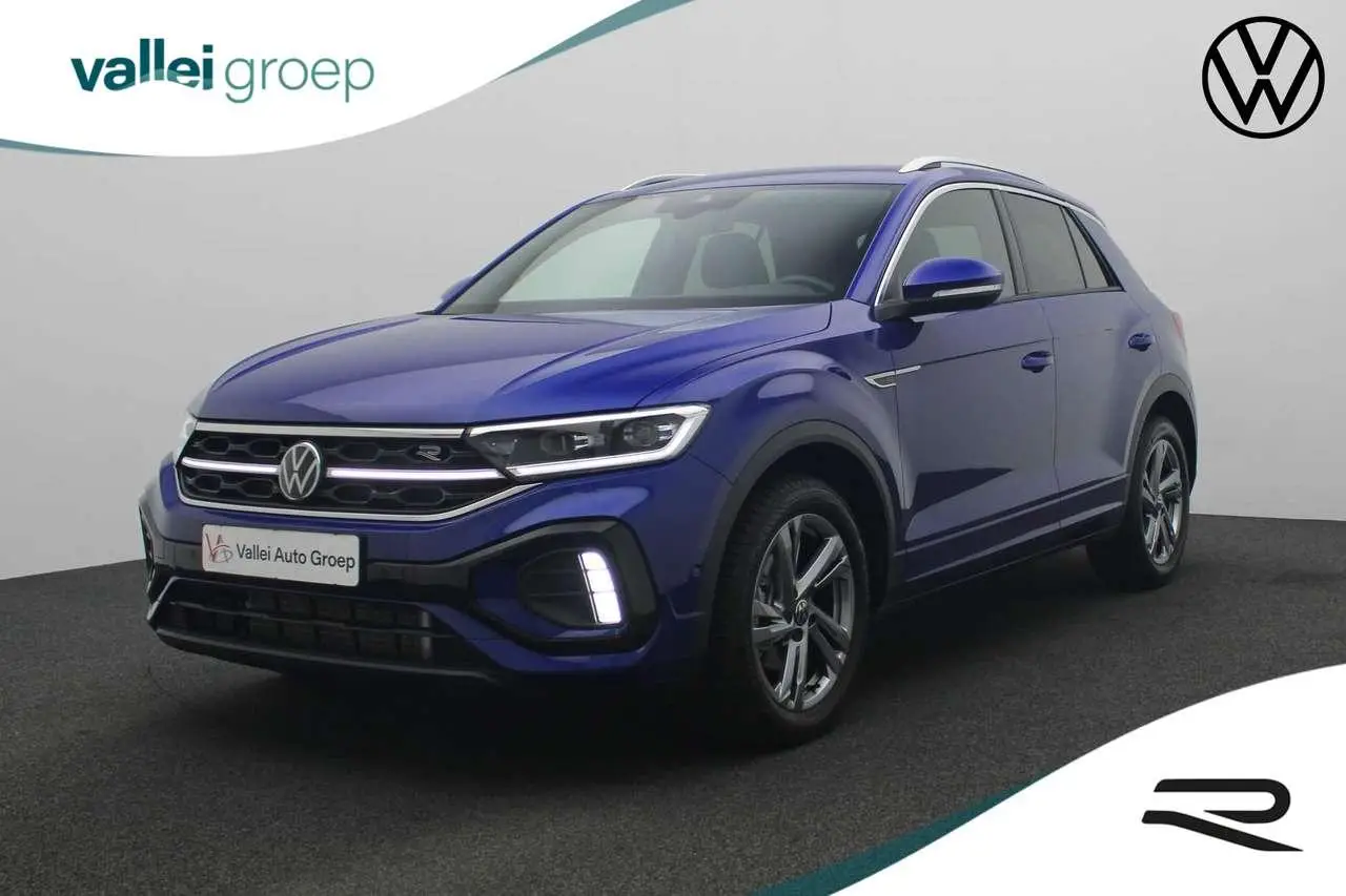 Photo 1 : Volkswagen T-roc 2023 Essence