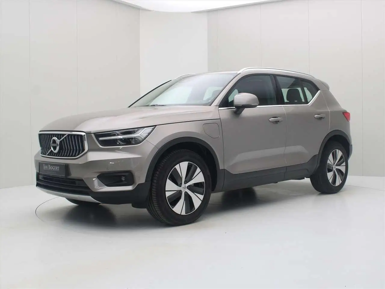 Photo 1 : Volvo Xc40 2020 Hybrid