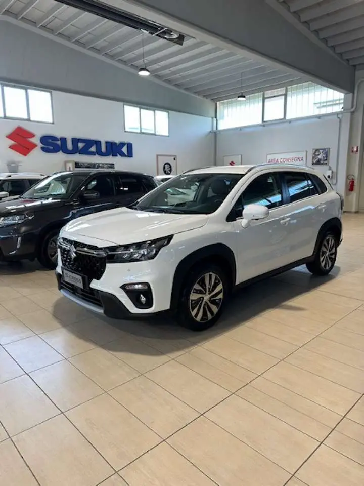 Photo 1 : Suzuki S-cross 2024 Hybrid