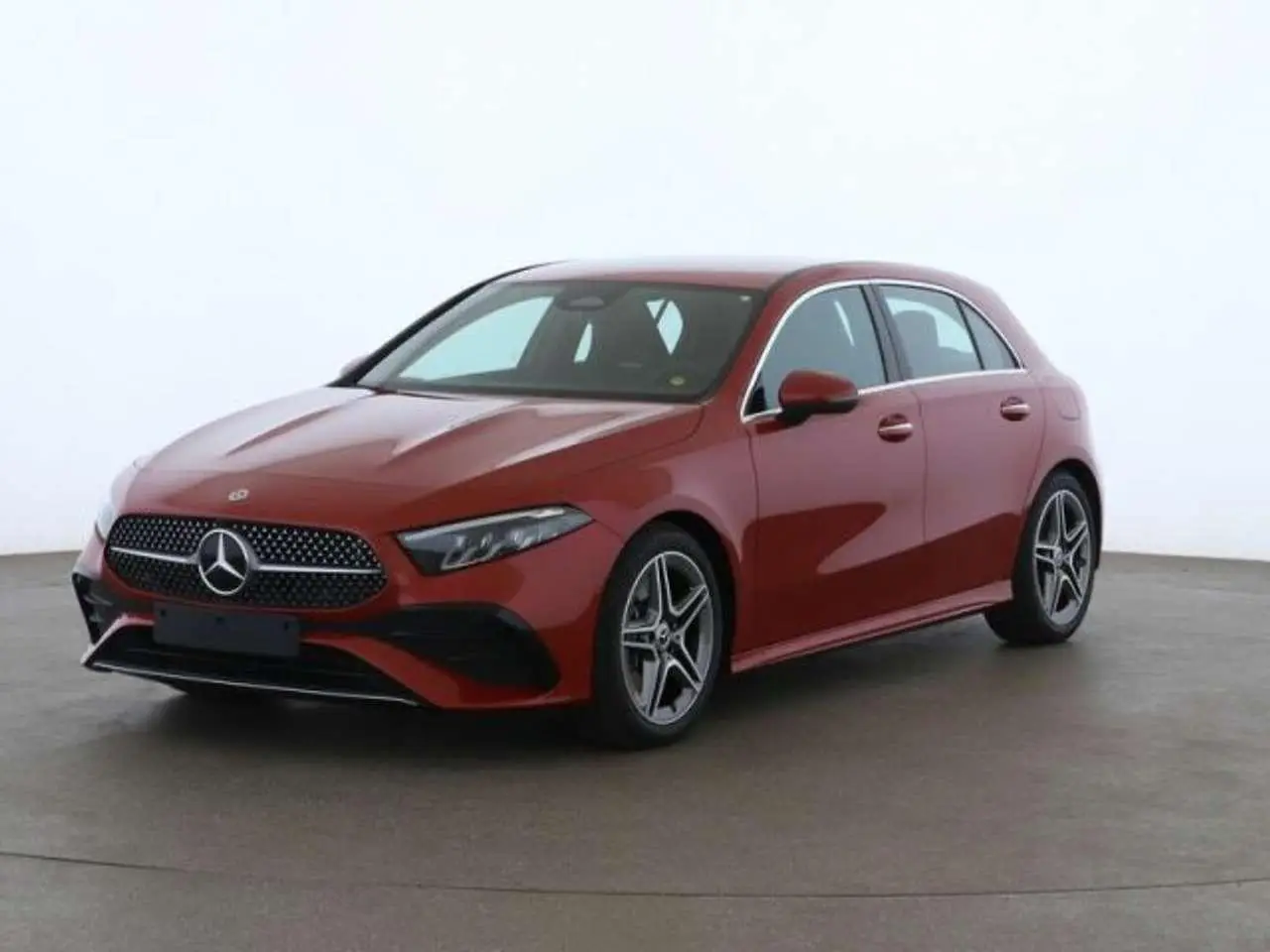 Photo 1 : Mercedes-benz Classe A 2023 Essence