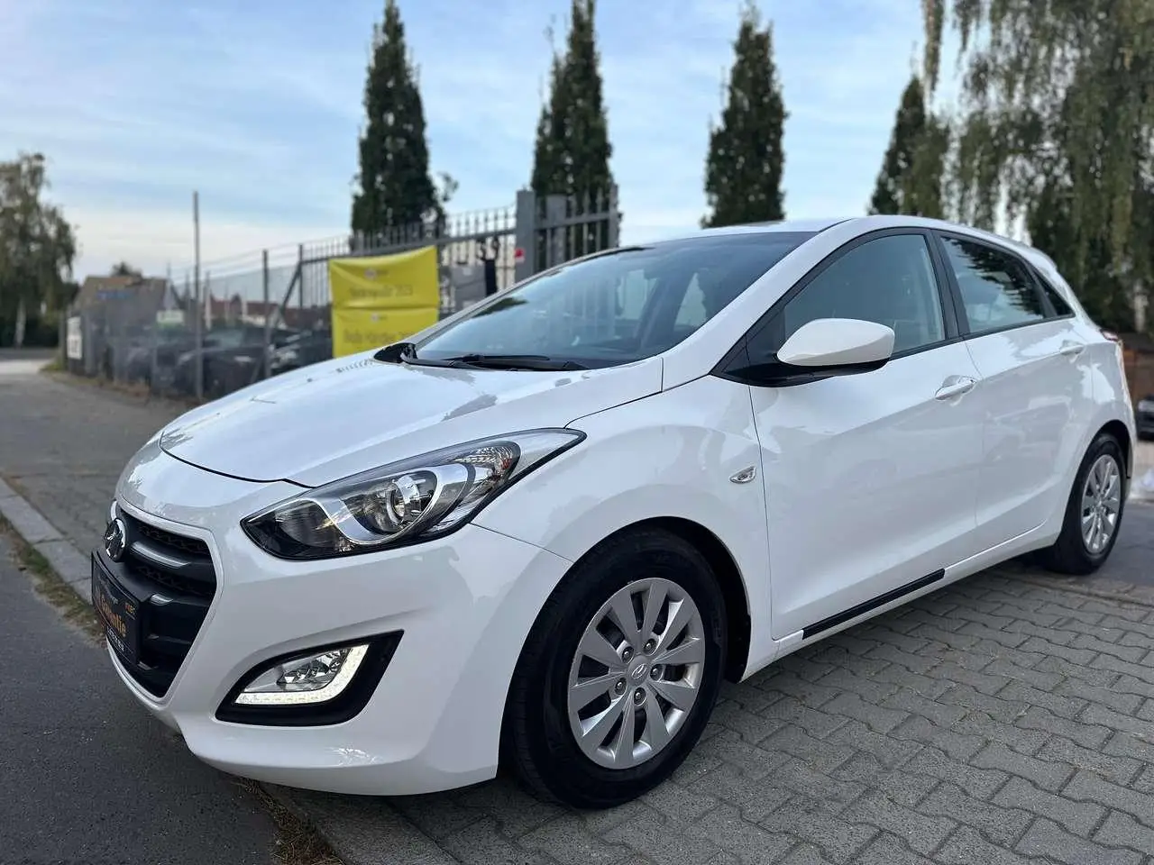 Photo 1 : Hyundai I30 2017 Petrol