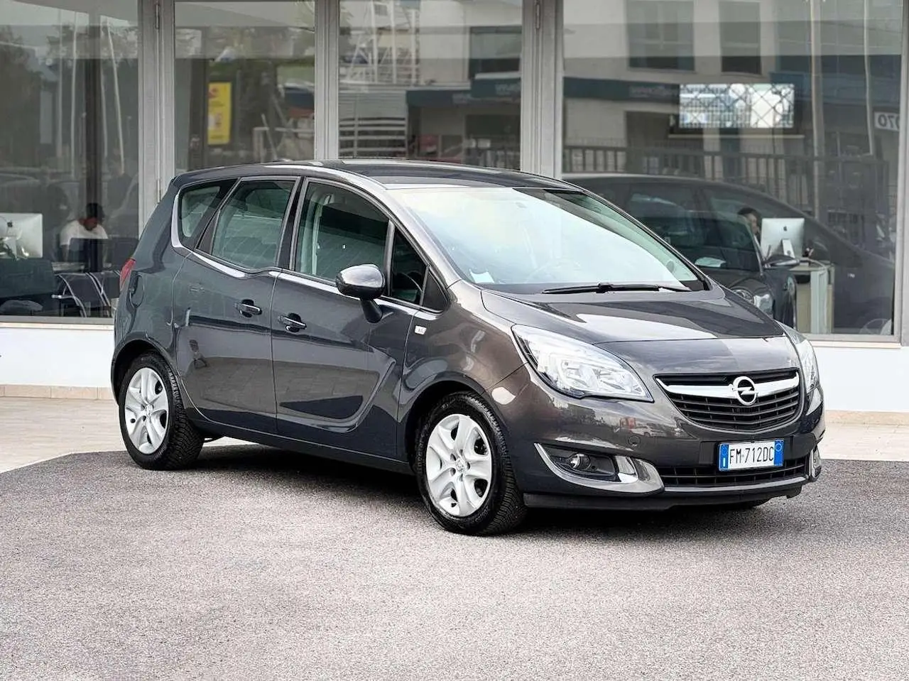 Photo 1 : Opel Meriva 2017 LPG