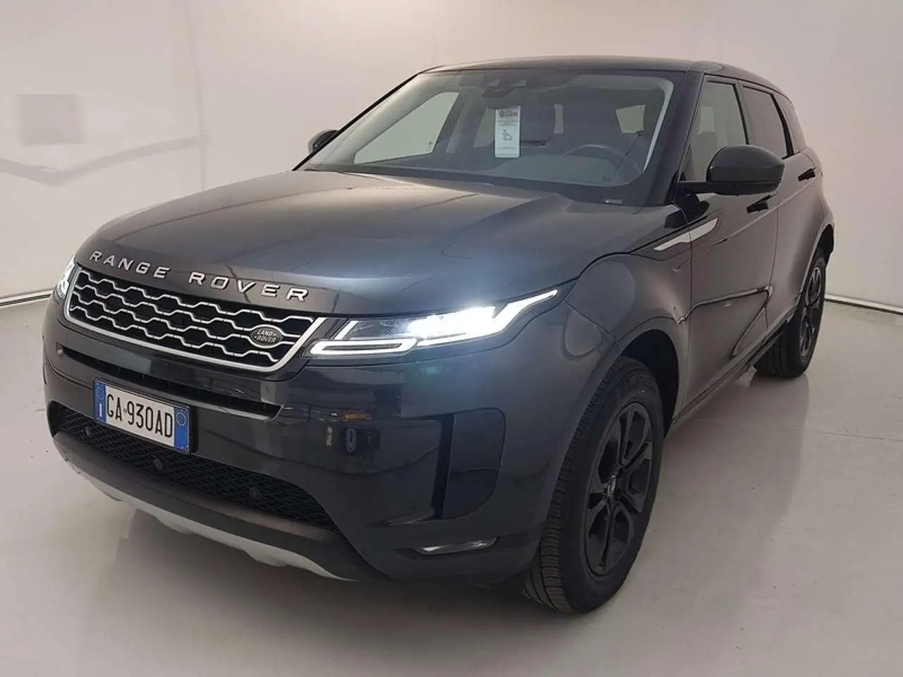 Photo 1 : Land Rover Range Rover Evoque 2020 Hybride