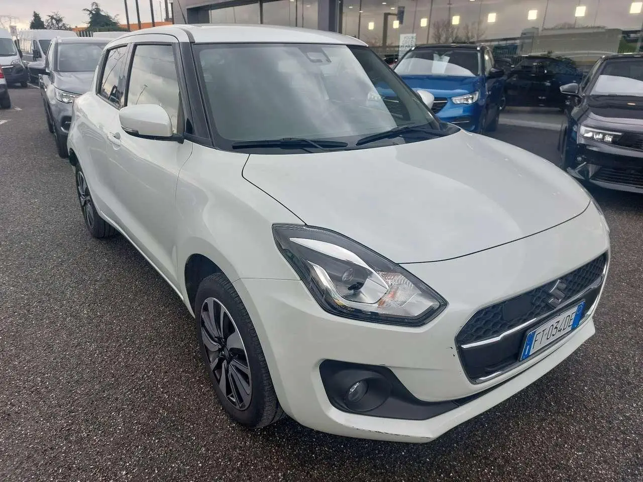 Photo 1 : Suzuki Swift 2018 Hybrid