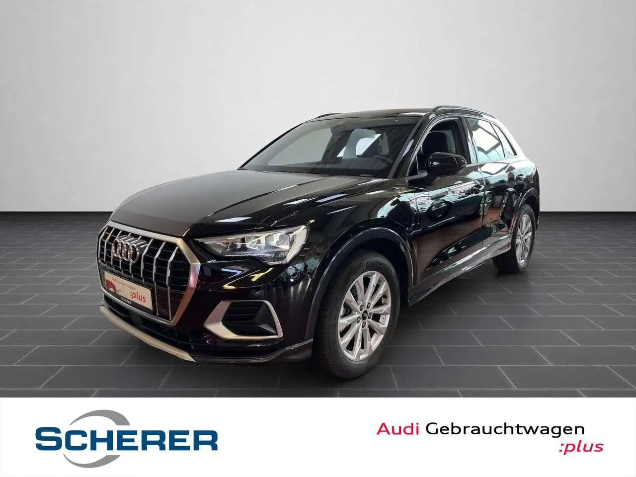 Photo 1 : Audi Q3 2024 Petrol