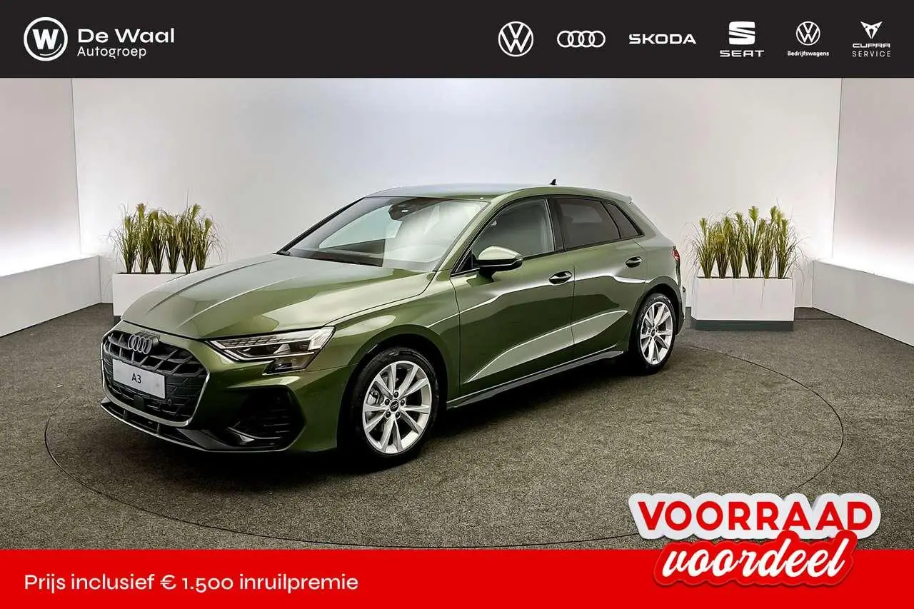 Photo 1 : Audi A3 2024 Petrol