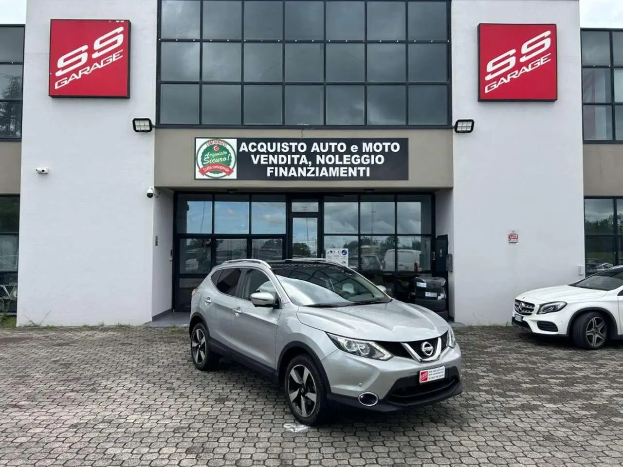 Photo 1 : Nissan Qashqai 2016 Diesel