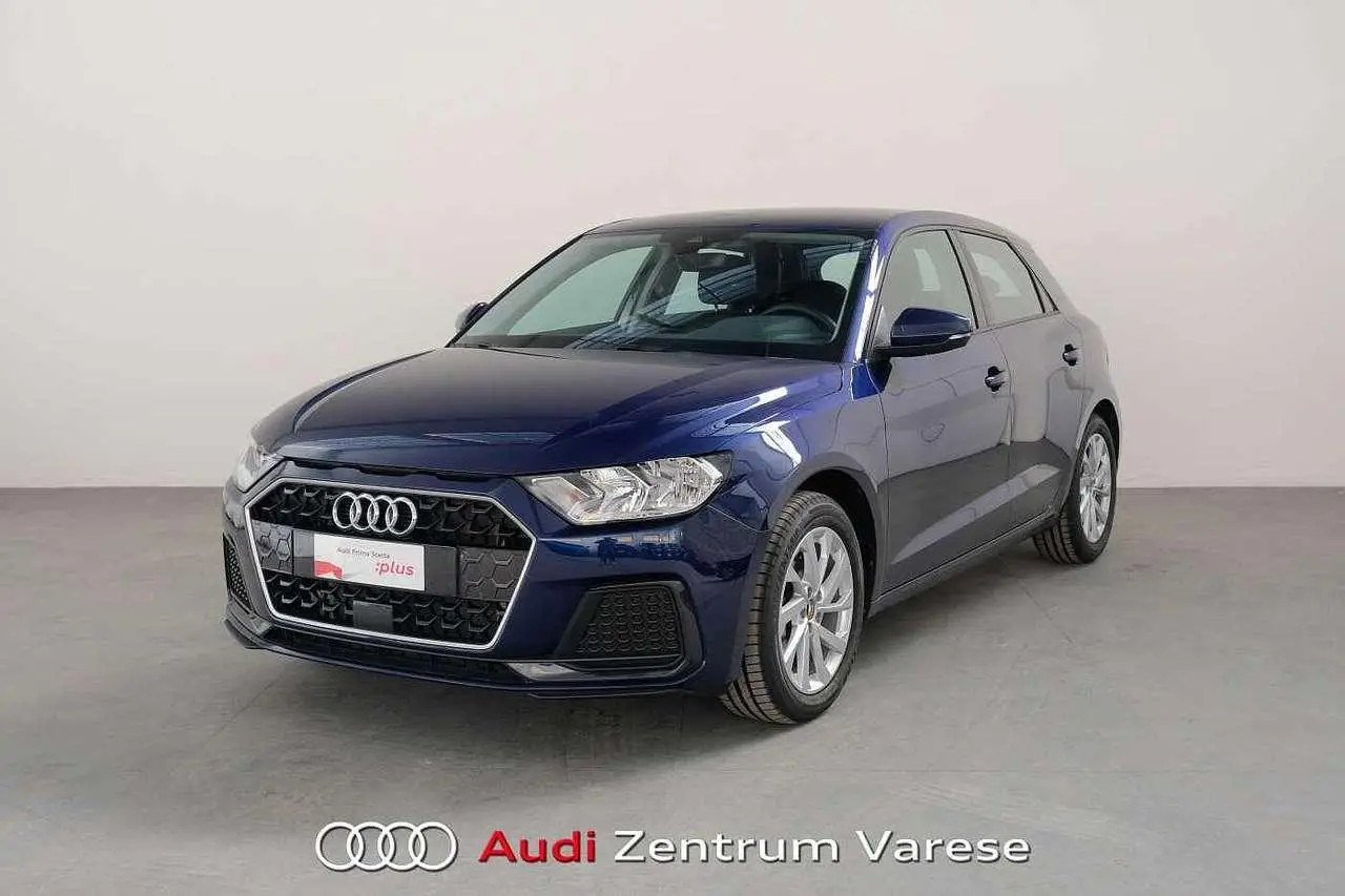 Photo 1 : Audi A1 2023 Essence