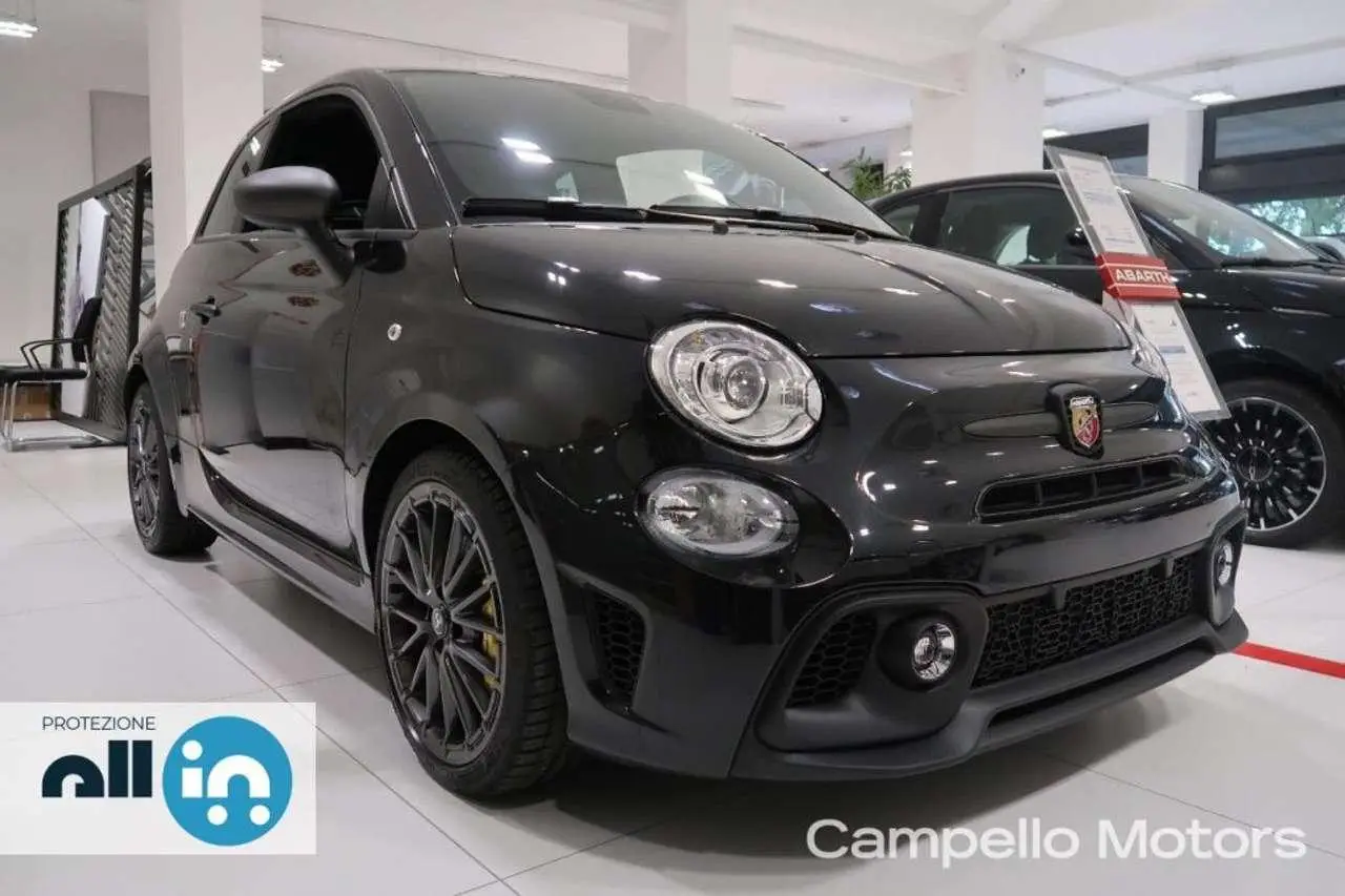 Photo 1 : Abarth 500 2024 Petrol