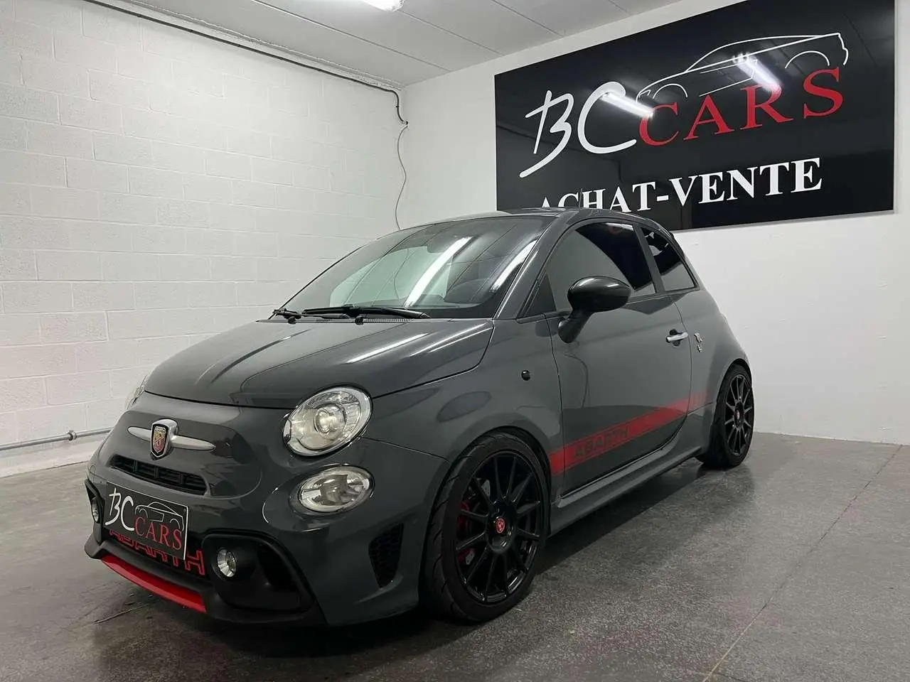 Photo 1 : Abarth 695 2018 Petrol