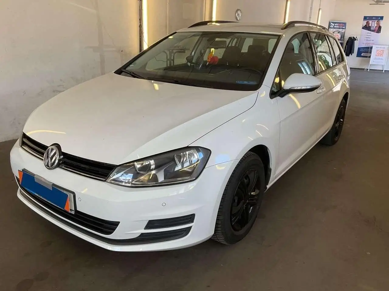 Photo 1 : Volkswagen Golf 2015 Petrol