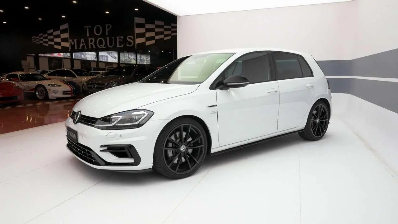 Photo 1 : Volkswagen Golf 2018 Essence