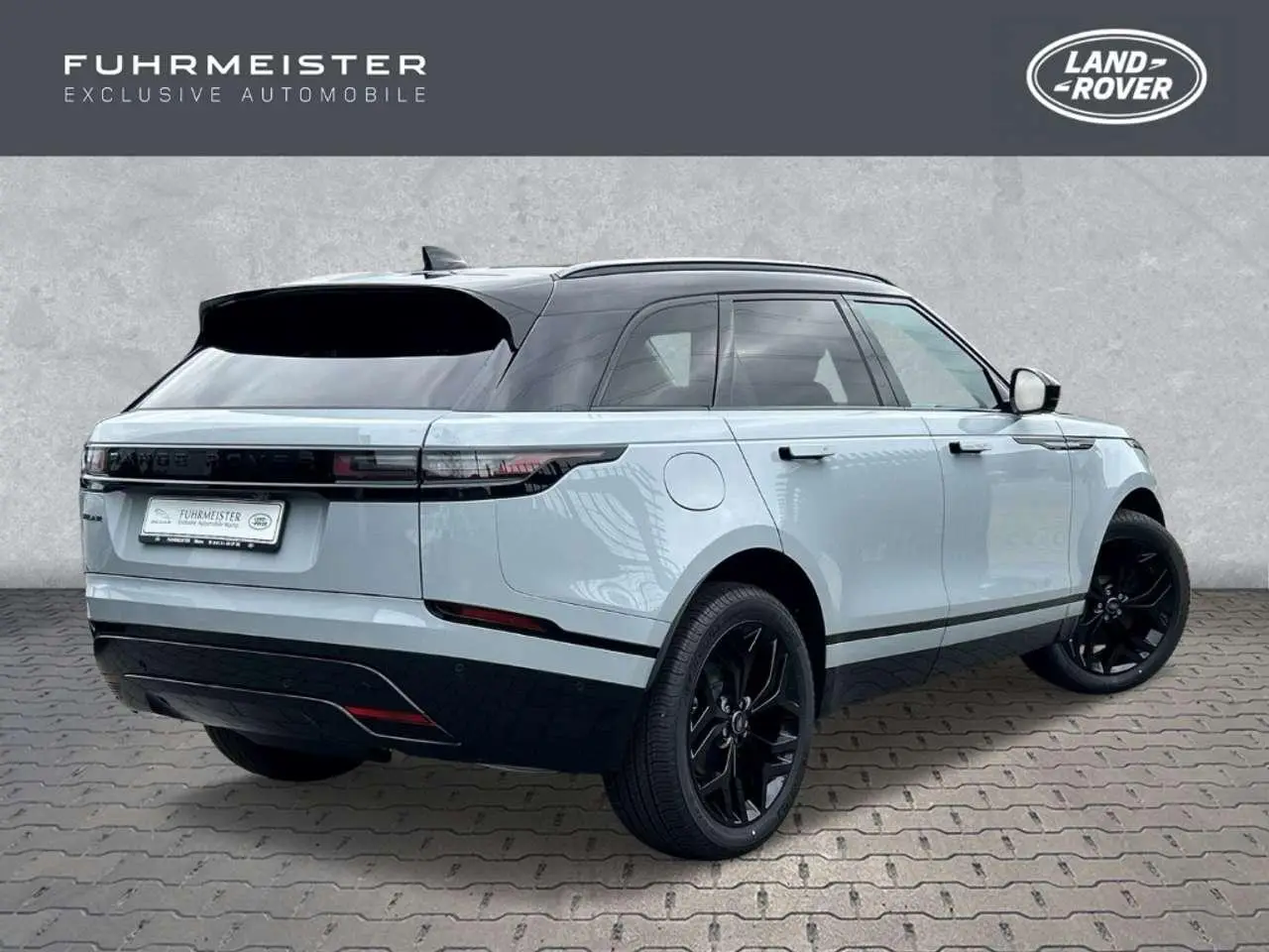 Photo 1 : Land Rover Range Rover Velar 2024 Diesel