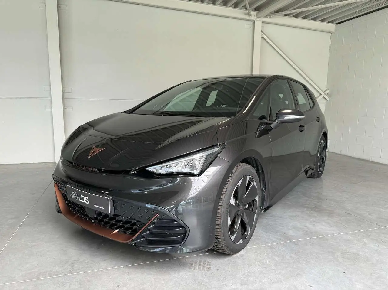 Photo 1 : Cupra Born 2023 Electric