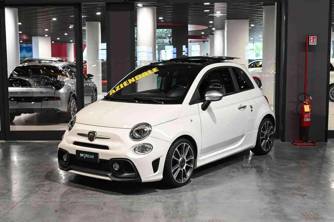 Photo 1 : Abarth 595 2021 Petrol