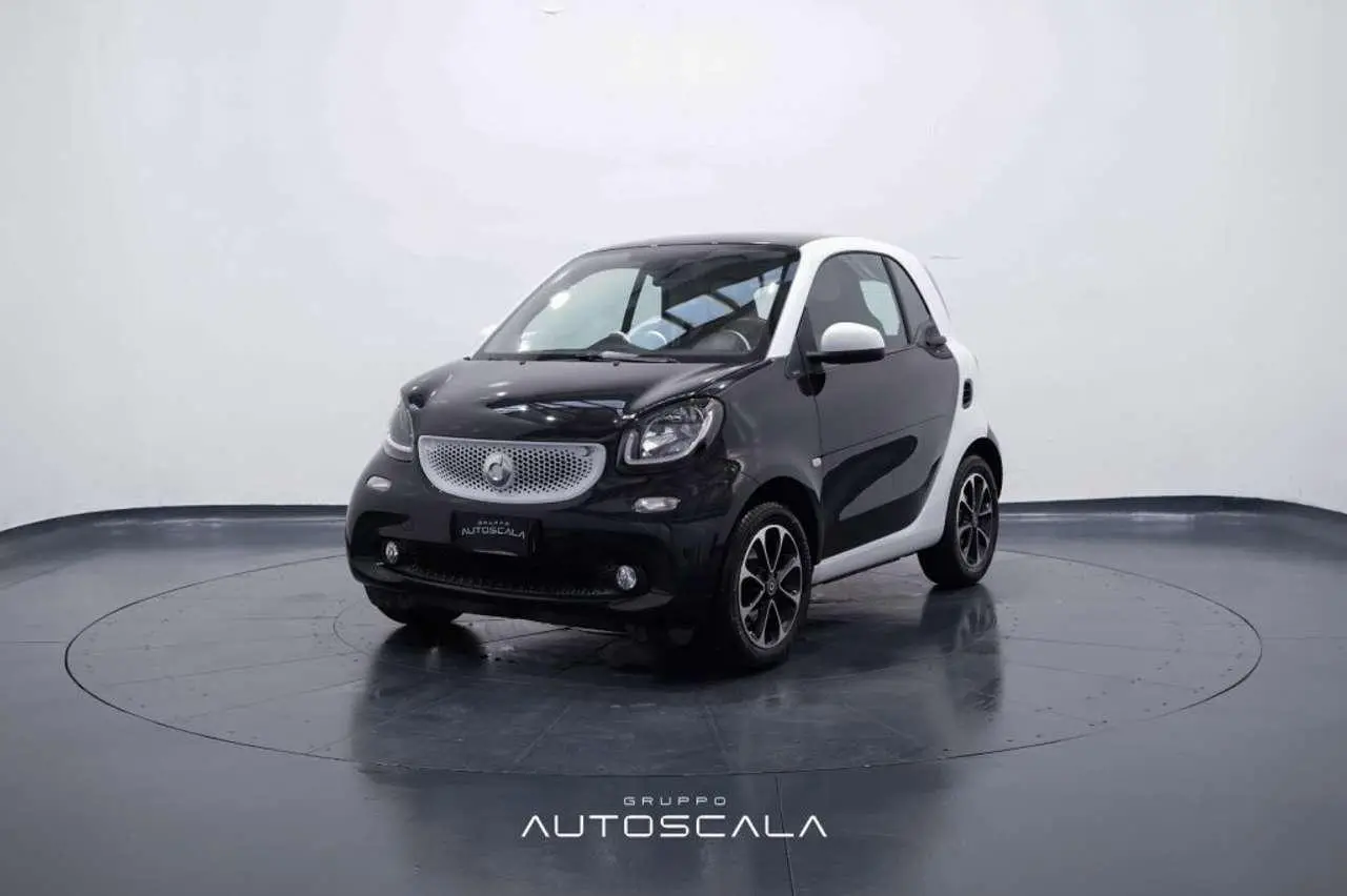 Photo 1 : Smart Fortwo 2016 Petrol