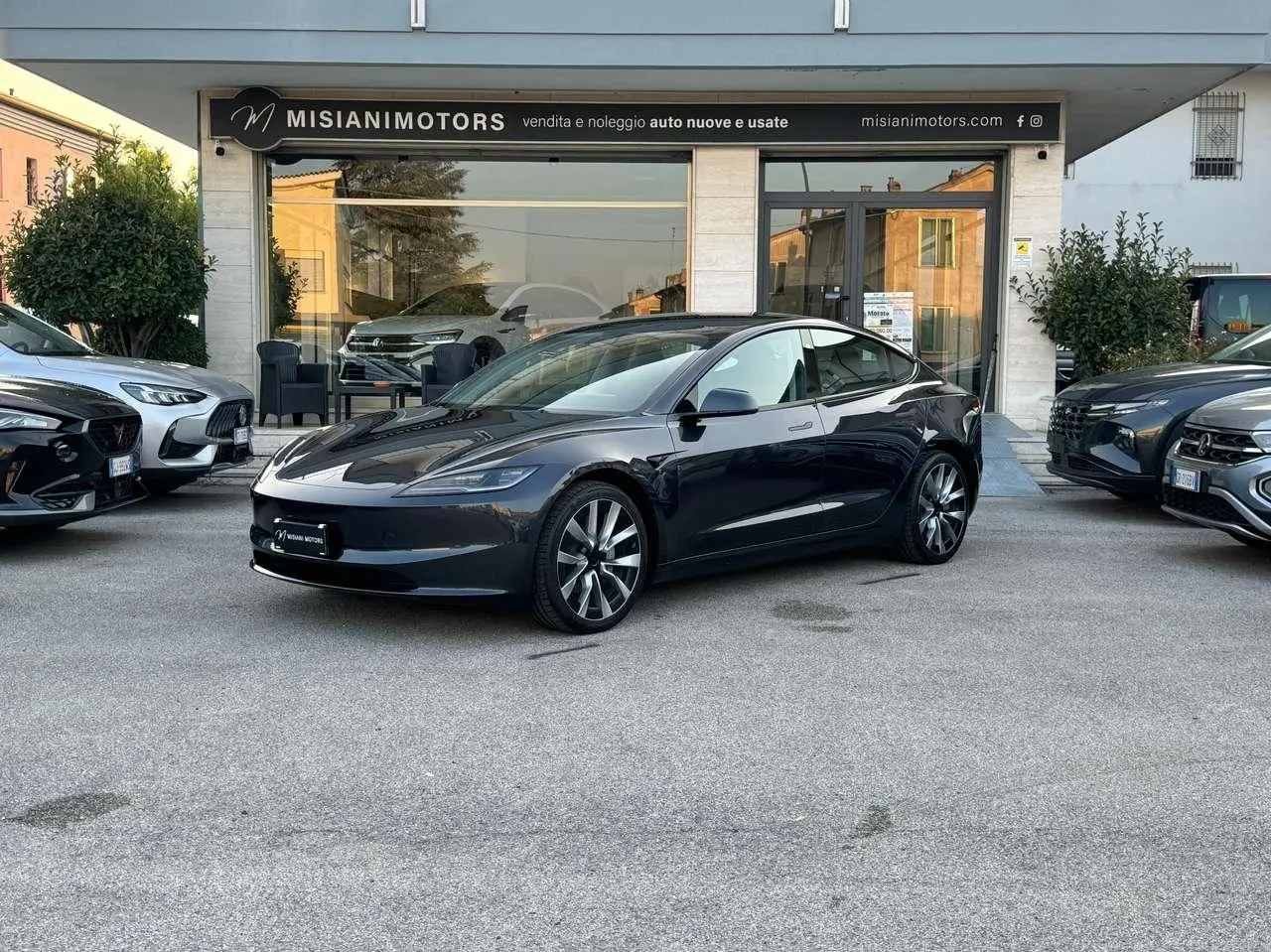 Photo 1 : Tesla Model 3 2023 Electric