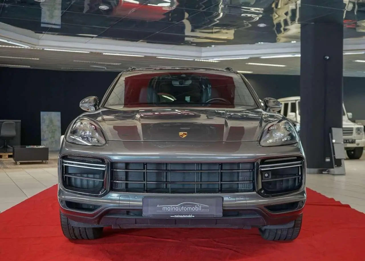 Photo 1 : Porsche Cayenne 2018 Petrol