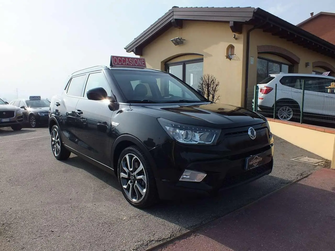 Photo 1 : Ssangyong Tivoli 2016 Diesel