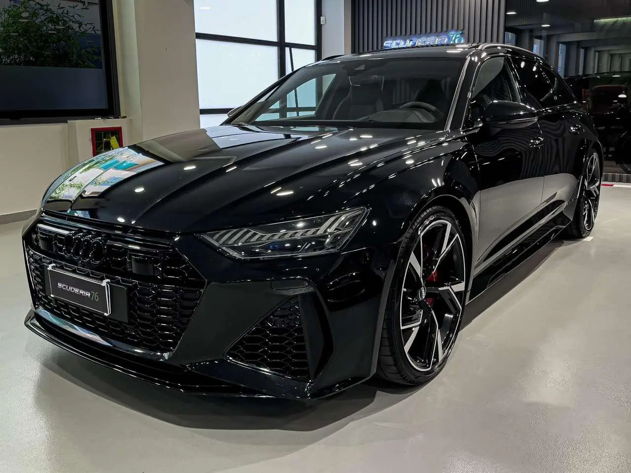 Photo 1 : Audi Rs6 2019 Hybrid