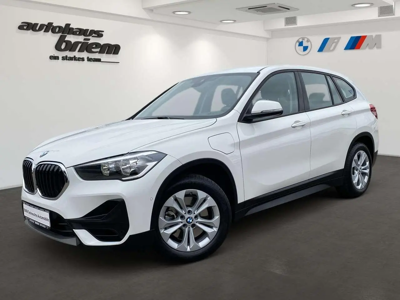 Photo 1 : Bmw X1 2021 Hybride