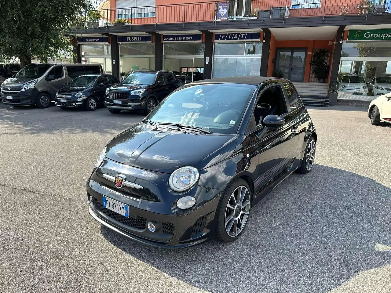 Photo 1 : Abarth 500 2015 Essence