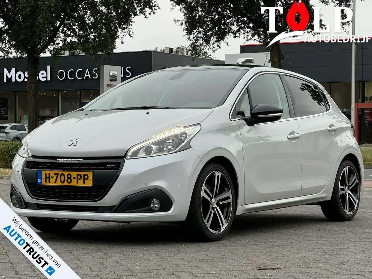 Photo 1 : Peugeot 208 2017 Petrol