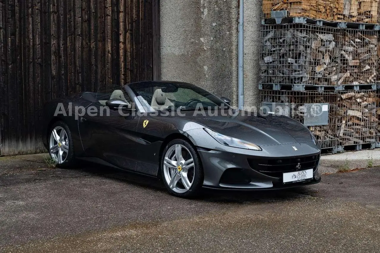 Photo 1 : Ferrari Portofino 2023 Essence