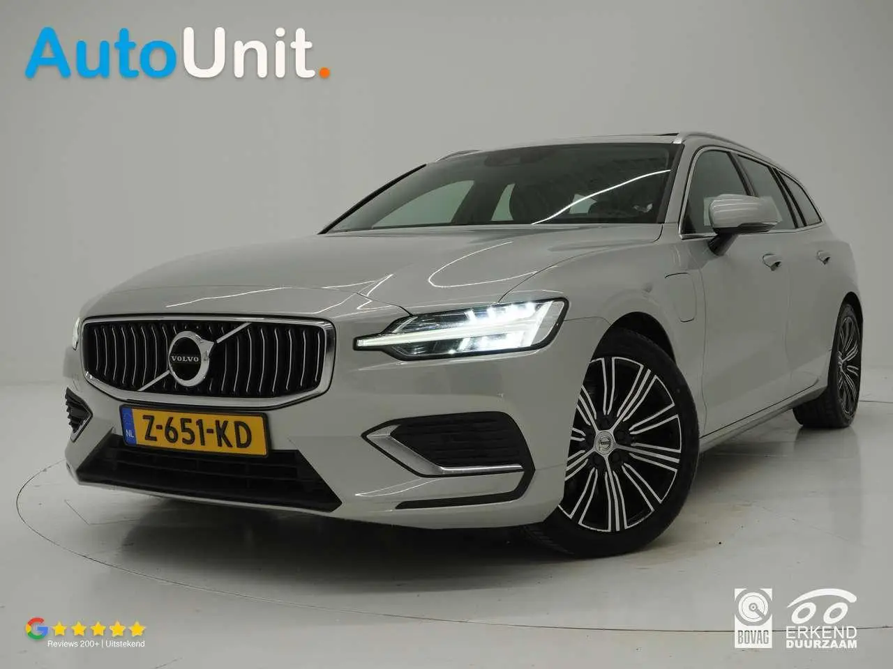 Photo 1 : Volvo V60 2019 Hybrid