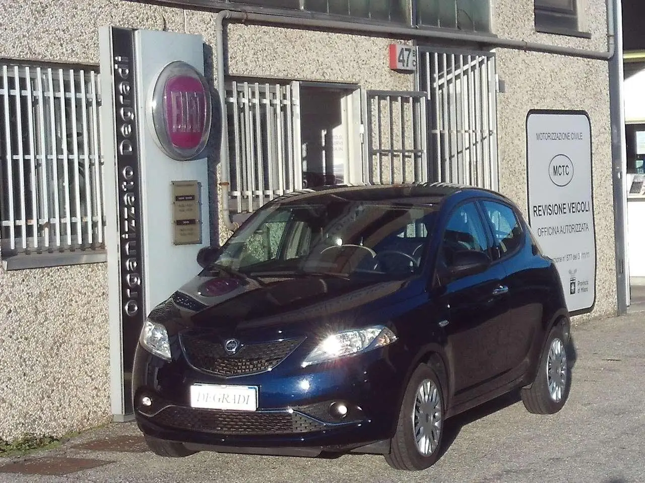 Photo 1 : Lancia Ypsilon 2017 Petrol