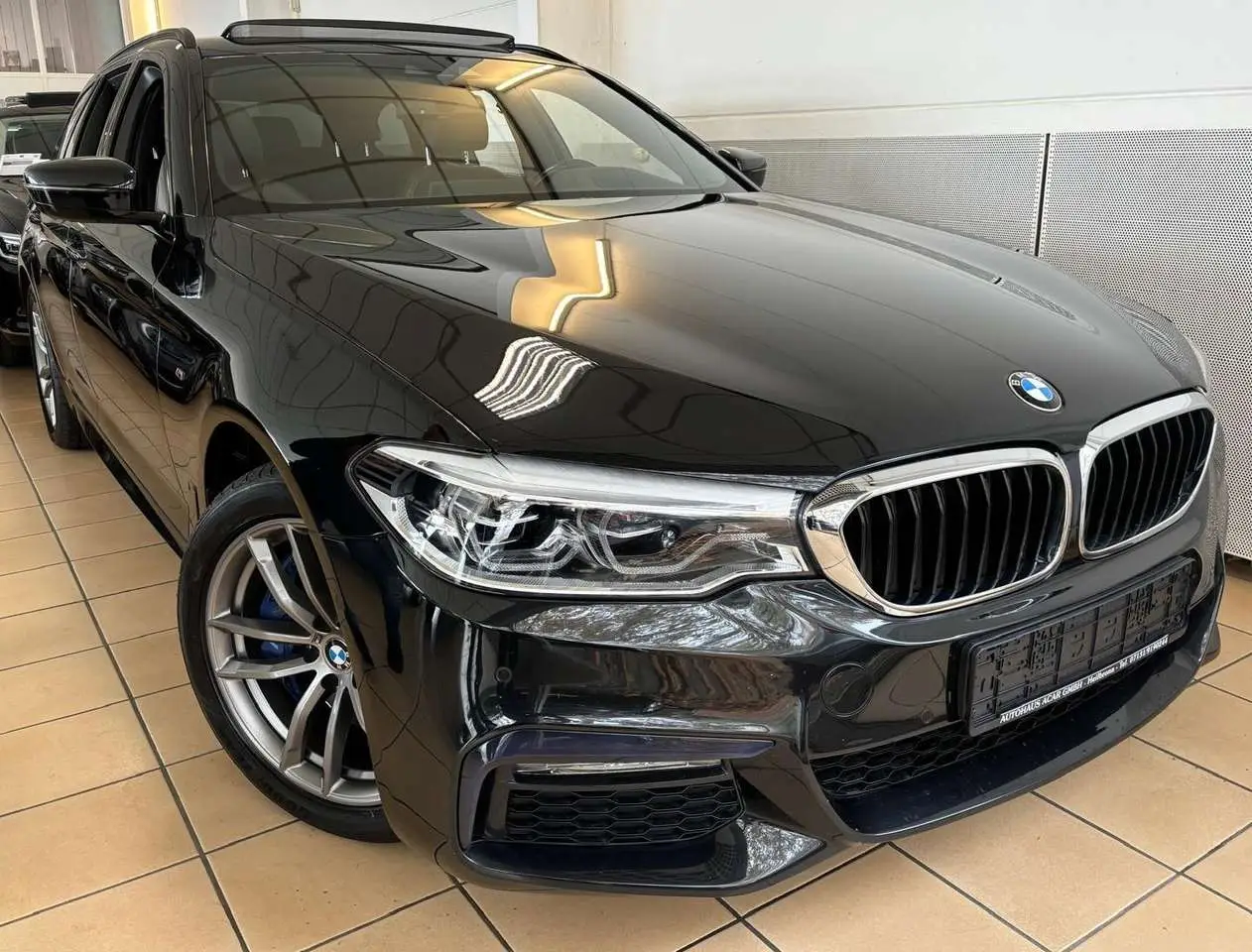 Photo 1 : Bmw Serie 5 2018 Diesel