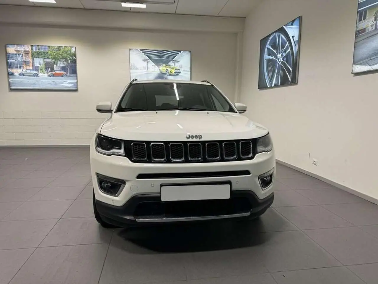 Photo 1 : Jeep Compass 2018 Petrol