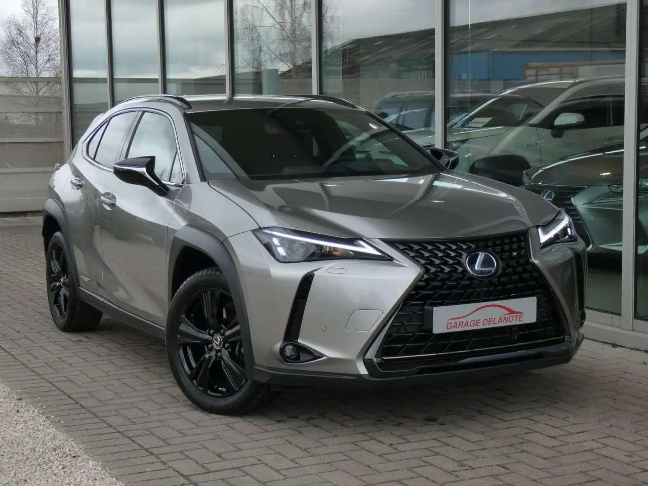 Photo 1 : Lexus Ux 2021 Hybride