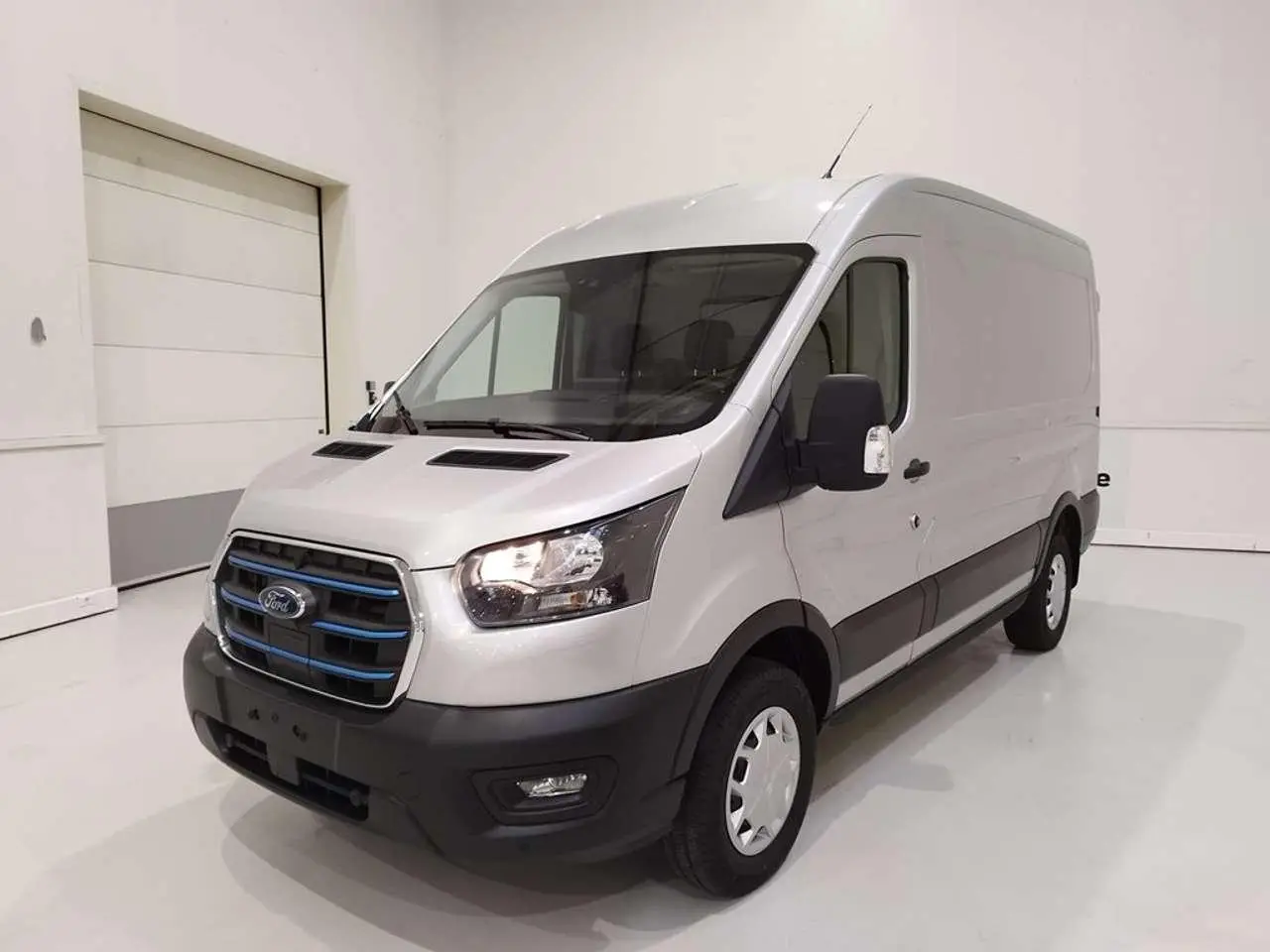 Photo 1 : Ford E-transit 2022 Electric