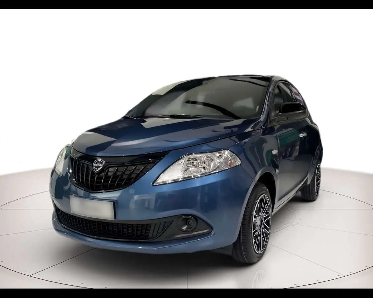 Photo 1 : Lancia Ypsilon 2024 Petrol