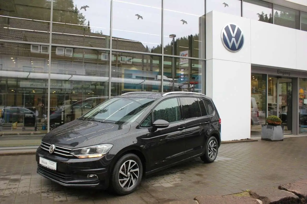 Photo 1 : Volkswagen Touran 2019 Essence